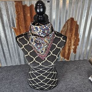 Chic Vintage-Inspired Paisley Scarf, Headband, Purse Accessory & More! ✨️